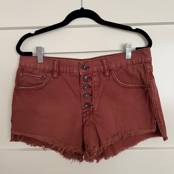 Free People Button Fly Rust Colored Shorts - Size 27 - Picture 1 of 6